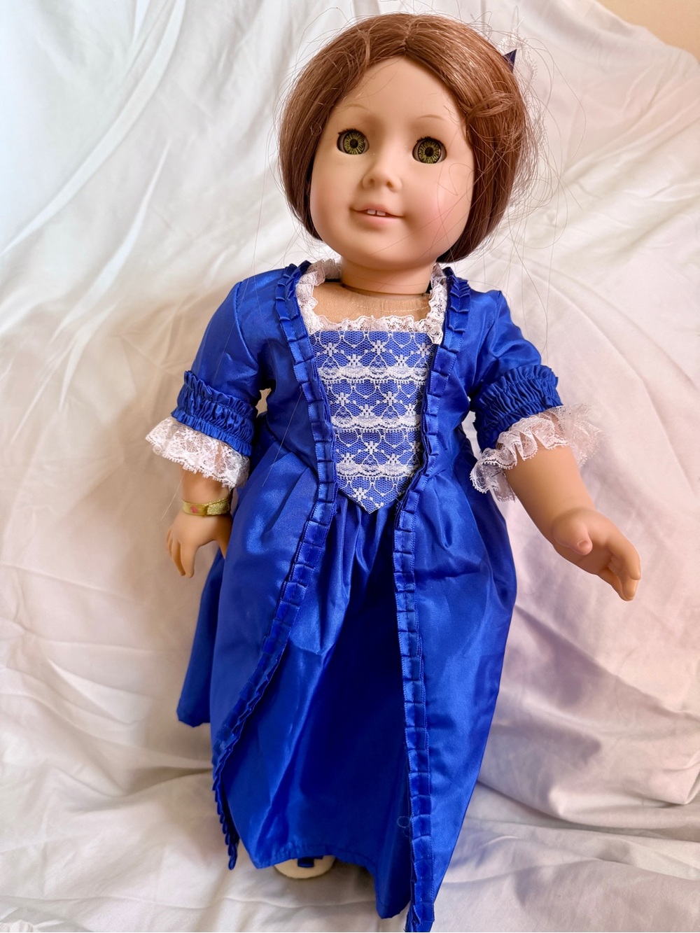American Girl Felicity 18” Doll Green Eyes Auburn Hair Blue Colonial Dress Bonne